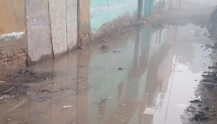  شوارع “الملكيين البحرية” بالحسينية تغرق في المياه