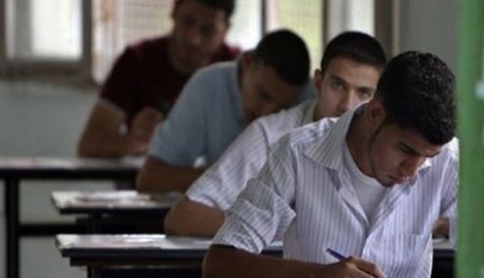 تسريب أسئلة امتحاىي “الفلسفة” و”الكيبماء” بعد بدء الامتحان