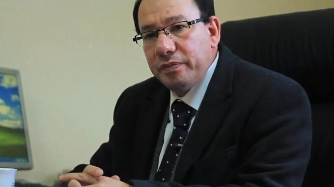  عن أحكام “التخابر مع قطر”.. قنديل: القاضي يستغبى والمتهم صامد