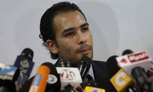  زوجة مالك العدلي تنشر رسالة له من داخل محبسه