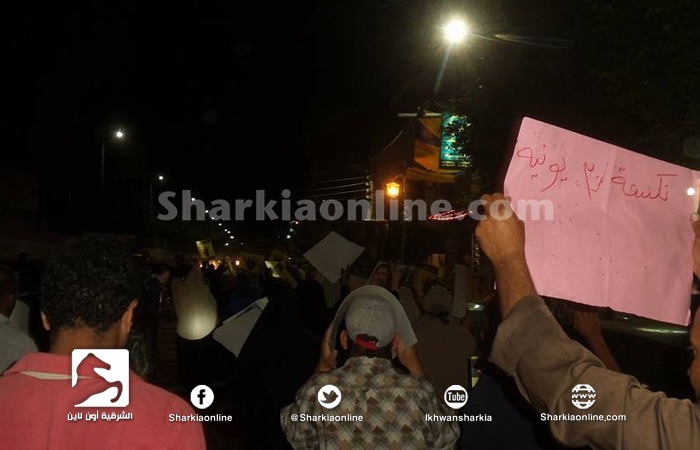  مسيرة ليلية لثوار أبوحماد تندد بالانقلاب العسكري