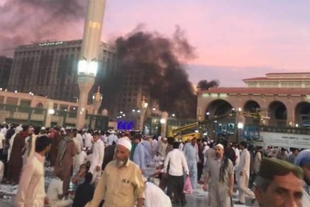  عن التفجيرات.. خطيب المسجد النبوي: هذه الفئة أسقطت من قاموسها تعظيم شعائر الله