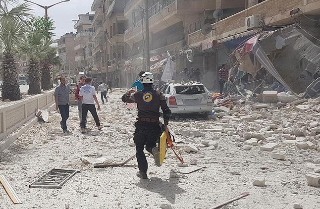  مقتل 13 مدنيا في قصف للنظام السوري على ريف إدلب
