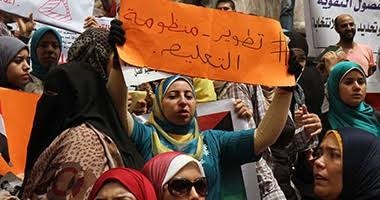  وقفة احتجاجية للمعلمين بأسوان والتهديد بالإضراب المفتوح