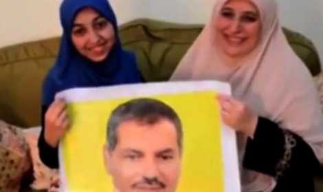  كواليس زيارة اميرة عراقى لوالدها بعد حصولها على المركز الاول