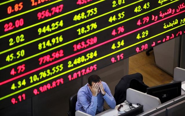 البورصة تنهى تعاملاتها اليوم بخسارة 1.1 مليار جنيه