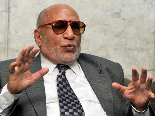  المستشار “الخضيري” وصحفي بارز يضربان عن الطعام بسجون الانقلاب
