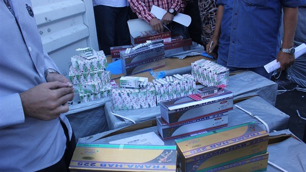 1500 قرص مخدر بحوزة نجل شقيق الشيعي حسن شحاتة بأبوكبير
