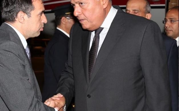  “سامح شكري” و”التعزيه بوفاة بيريز خيانه” يتصدران “تويتر” ومغردون: الخيانة في دمهم