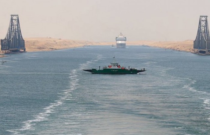  “الجباية المسبقة”.. قناة السويس تلهث وراء الغرب بحثًا عن “الدولار”