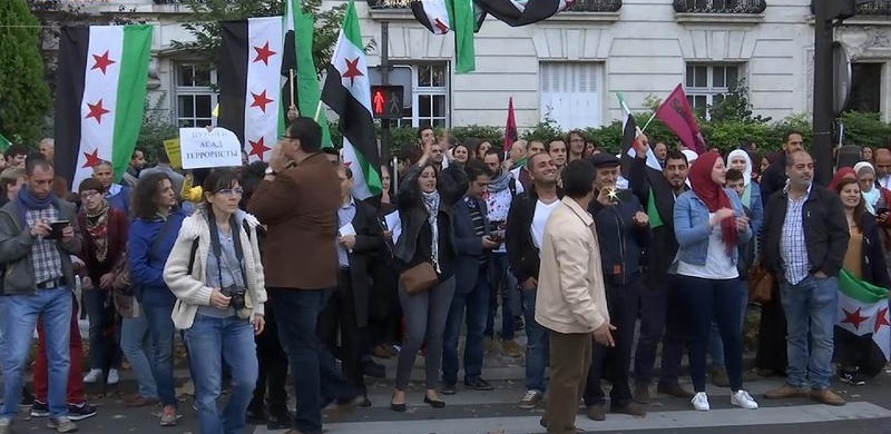  باريس تنتفض للتنديد بقصف حلب واستشهاد الأبرياء