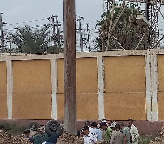 إصابة شخصين إثر انقلاب سيارة ملاكي أمام محطة كهرباء بالحسينية