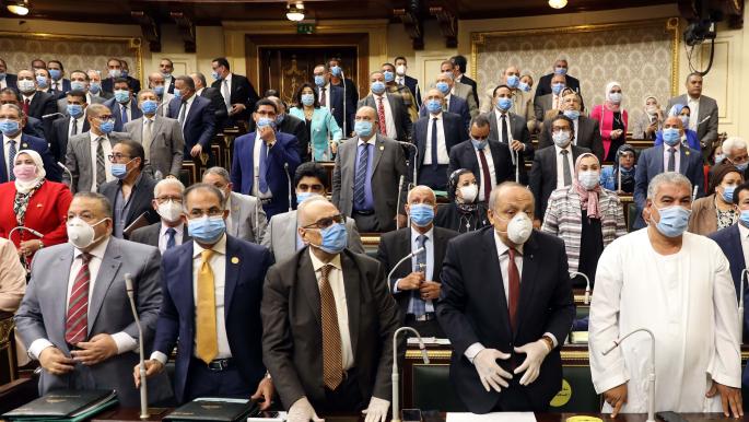  بالأسماء.. أعضاء برلمان الدم يتاجرون في الآثار والسلاح والمخدرات