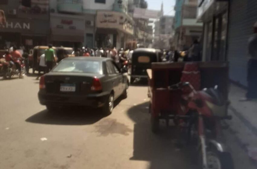مصرع طفلة سقطت من سيارة في أولاد صقر