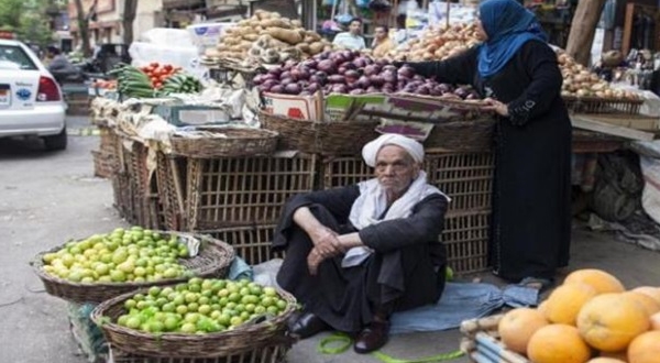  بسبب الغلاء.. تقرير دولي يحذر من اضطرابات اجتماعية في مصر