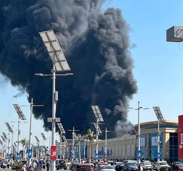  حريق هائل يلتهم مول “سيتي سنتر” كارفور بالإسكندرية