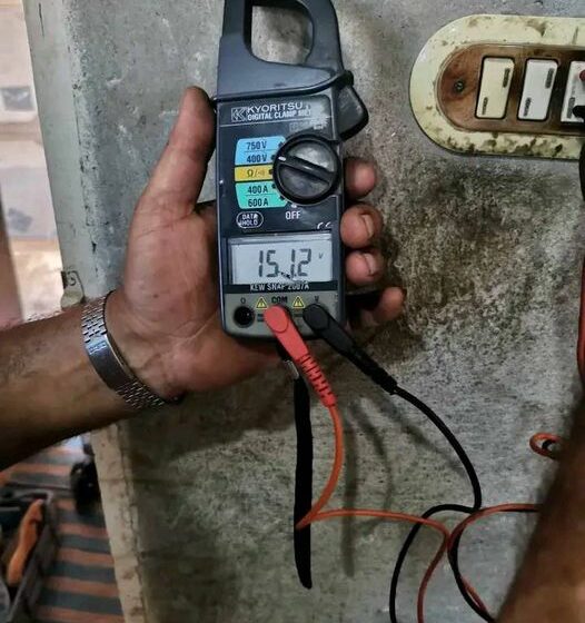بسبب ضعف الكهرباء.. شكاوى من احتراق الأجهزة في الحسينية