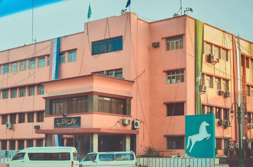  إصابة عامل محارة إثر سقوطه من أعلى سقالة في الزقازيق